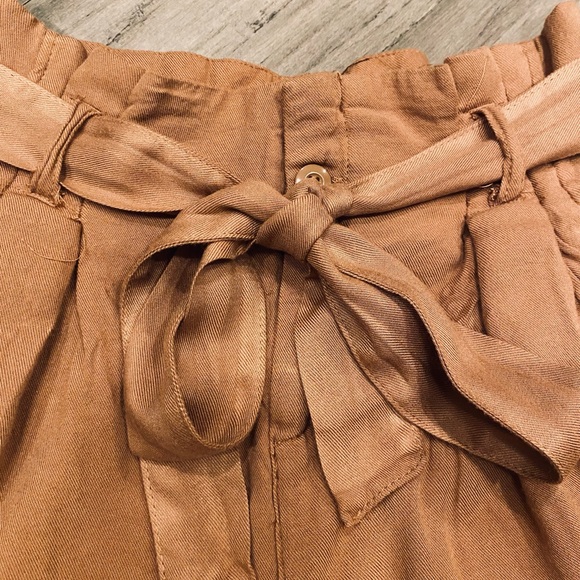 Forever 21 shorts - Picture 3 of 5